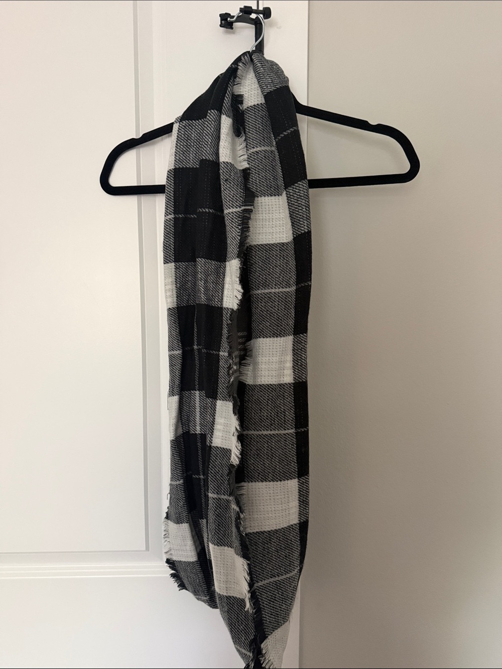 bp Black and White Buffalo Check Scarf